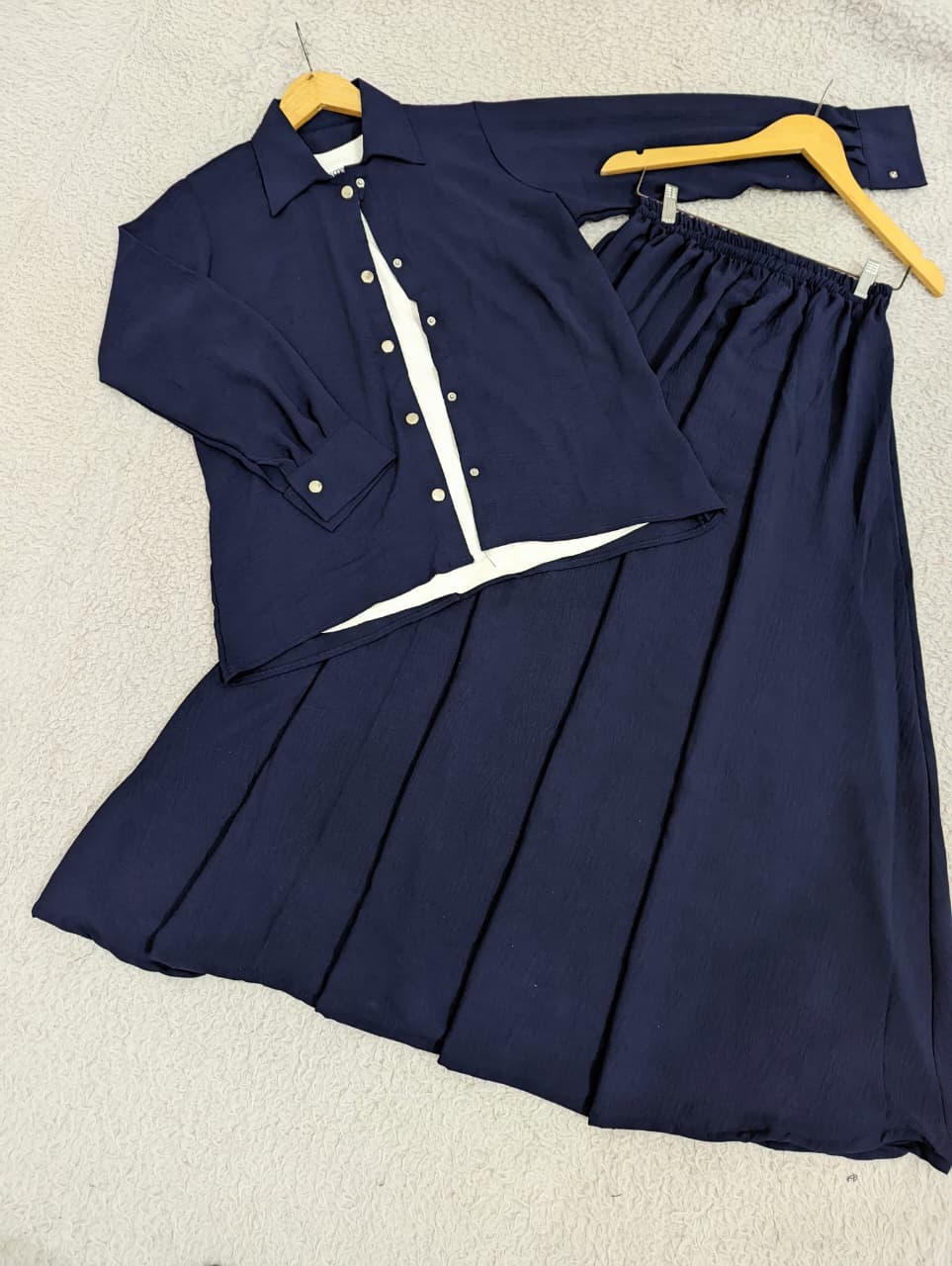 BELLA AURA (TOP AND SKIRT)